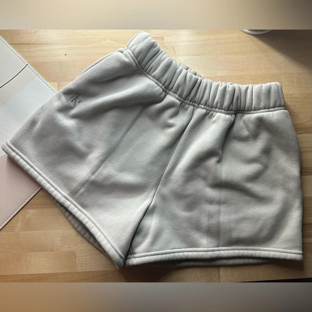 Kamo Fitness comfy shorts - Picture 1 of 3